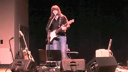 Kelly Richey at The Redmoor in Cincinnati on November 24, 2010